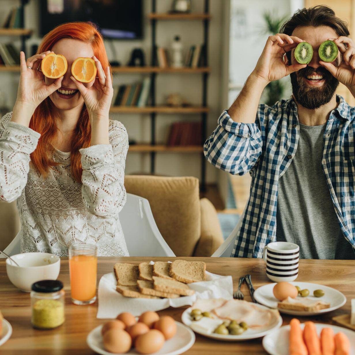 صبحانه‌ای هدفمند برای تناسب اندام: مردان و زنان، متفاوت بخورید تا موثرتر وزن کم کنید!